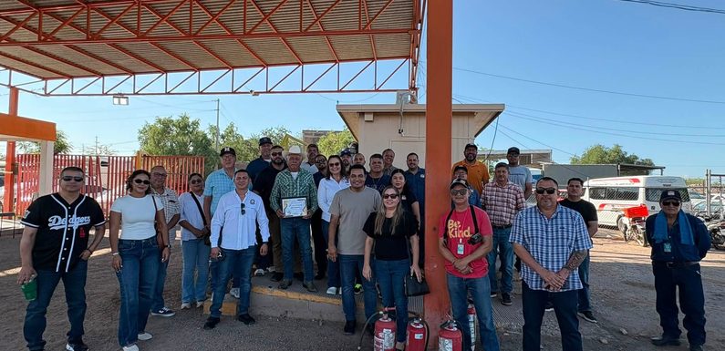 ENTREGA DE RECONOCIMIENTO POR JUBILACIÓN